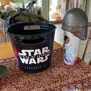 Star Wars Rise of Skywalker movie theatre drink/popcorn holders